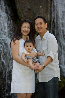 Waikiki Family Portrait Photography - Waterfall at the Hilton Hawaiian Village Hotel, Waikiki Photographer