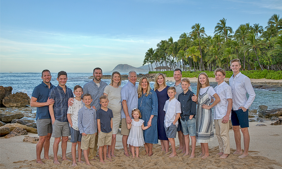 Kapolei Family Portrait of a family of 18 people at Secret Beach, Kapolei Hawaii